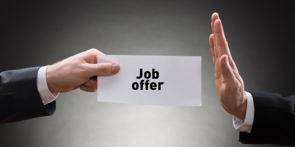 5 Steps to Gracefully Declining a Job Offer